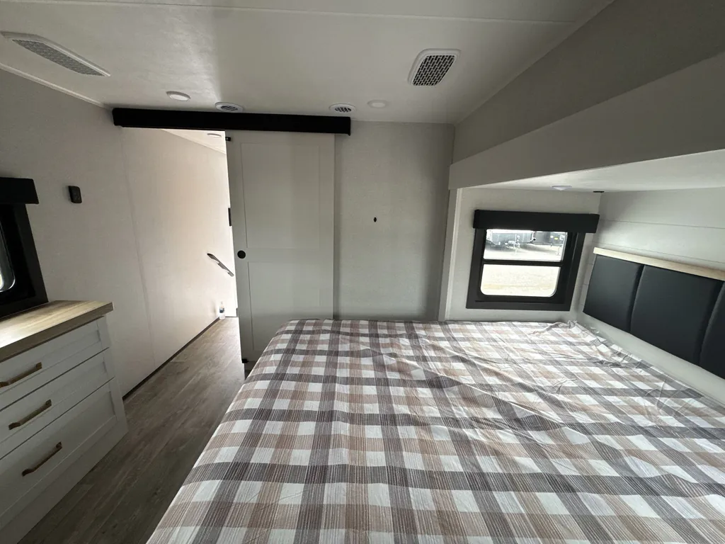 2026 Jayco Eagle 321RSTS, Photos photo 25