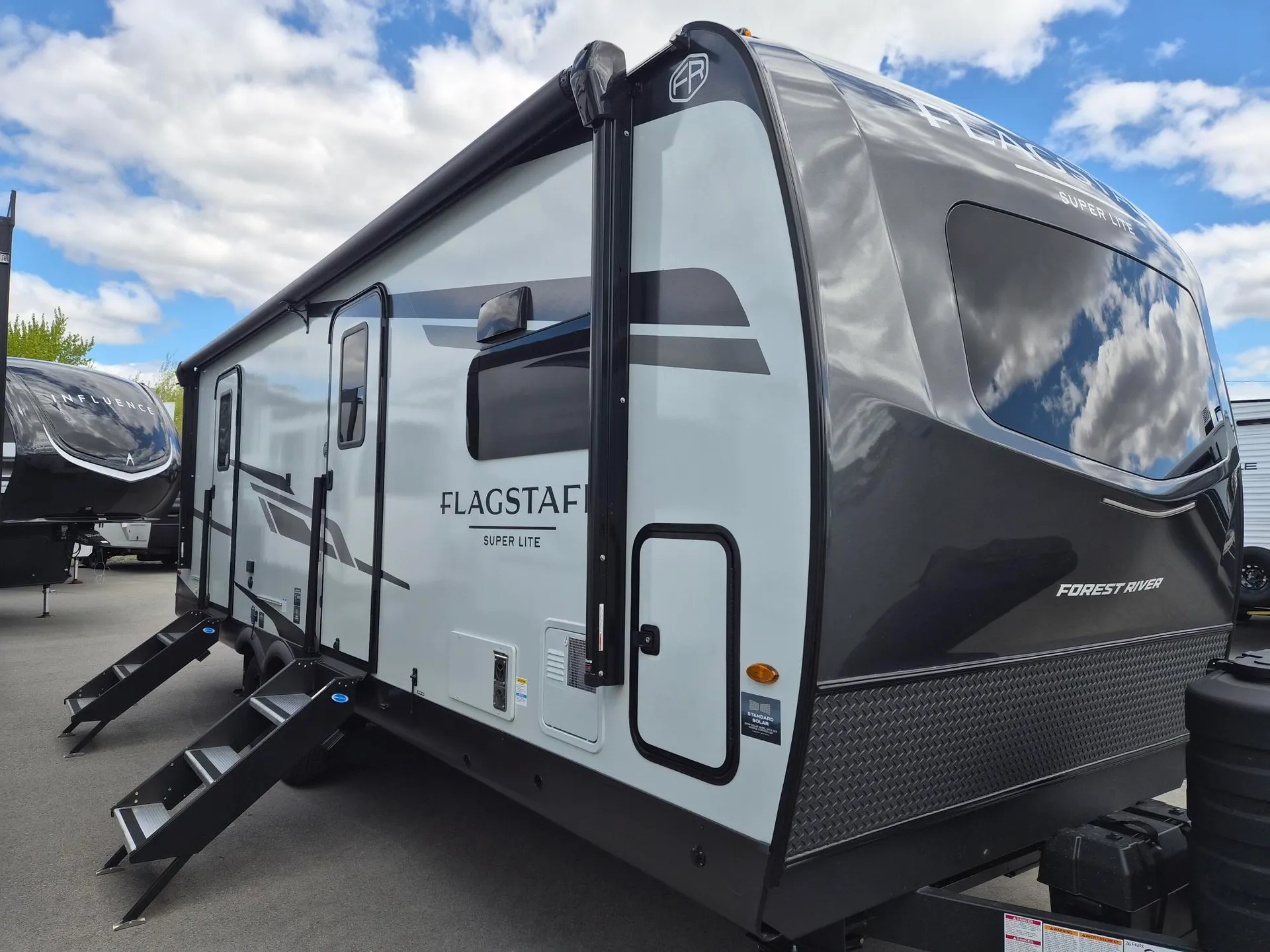 2026 Forest River Flagstaff Super Lite 26FKBS - Photo 2
