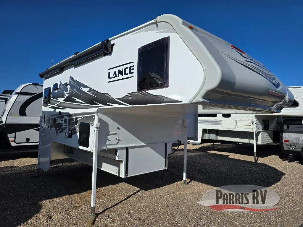2026 Lance Lance Truck Campers New    975 - Main photo