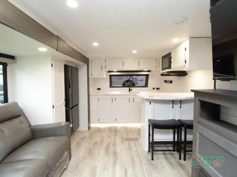 2027 Venture RV Campbound Platinum 262CFK - Photo 2