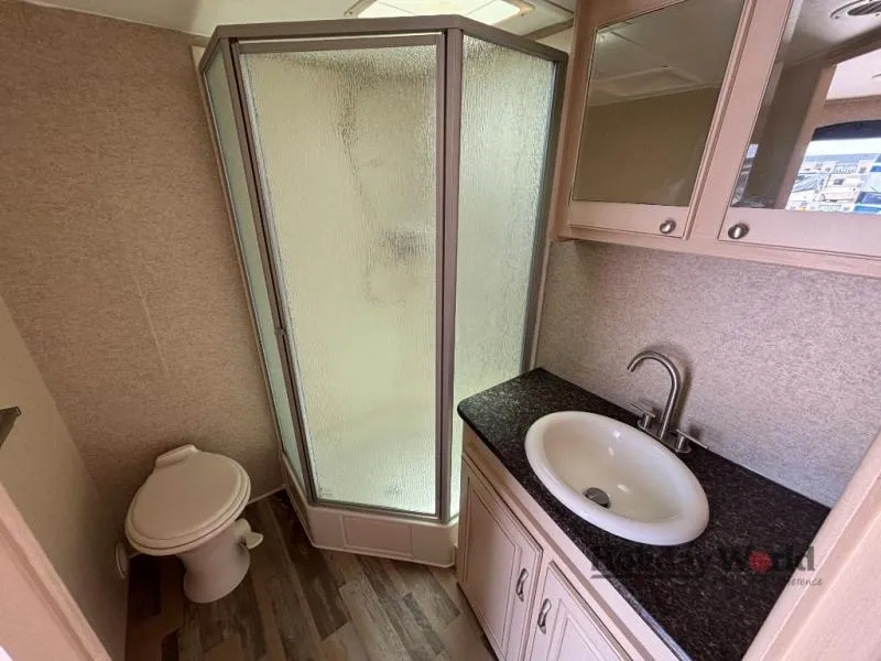 2016 Winnebago Industries Towables Minnie Used    2351 DKS - Photo 3