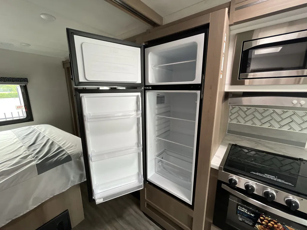 2026 Thor Motor Coach Freedom Traveler A29, Photos photo 9