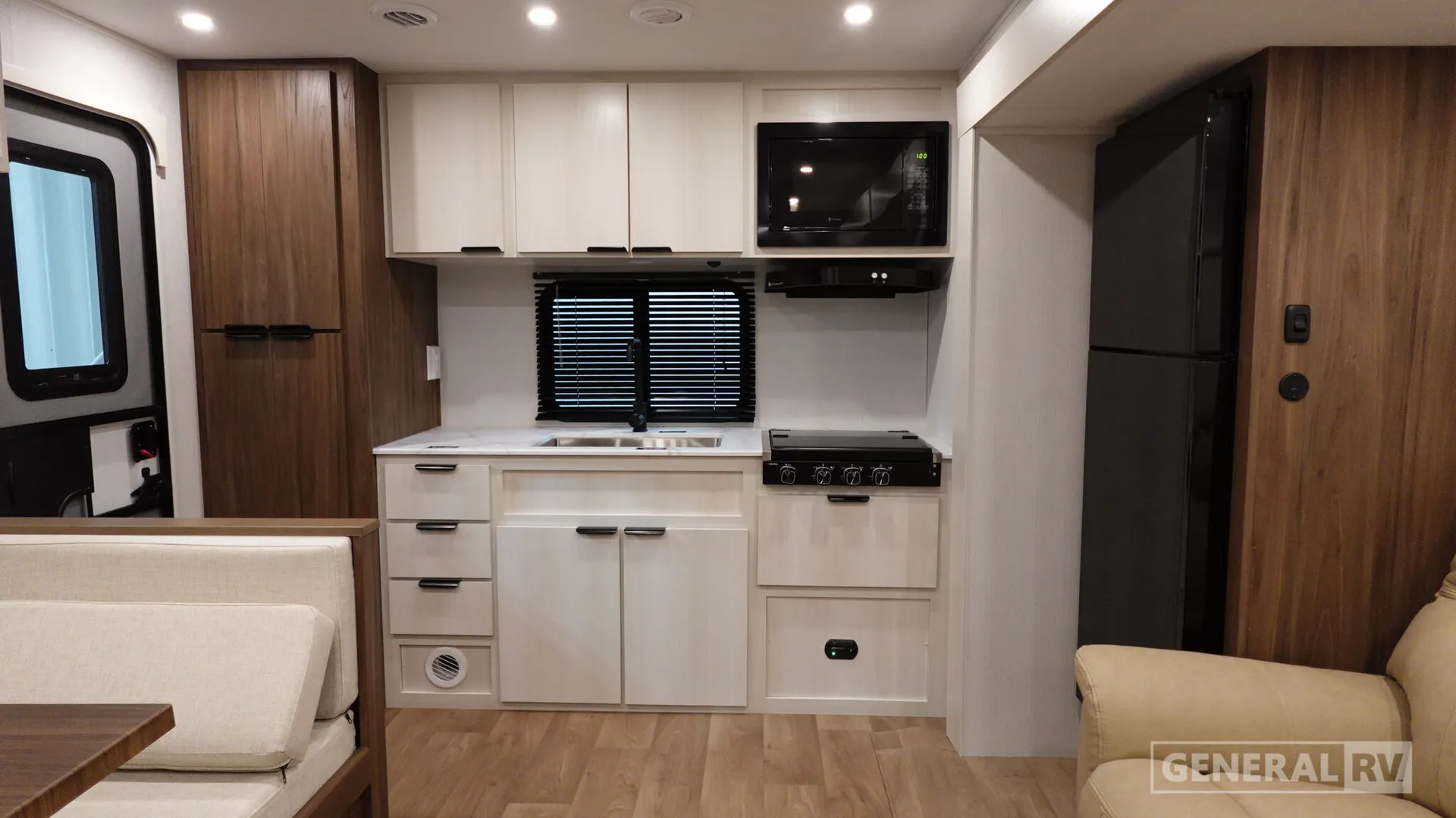 2026 Winnebago Access 25RK - Photo 3