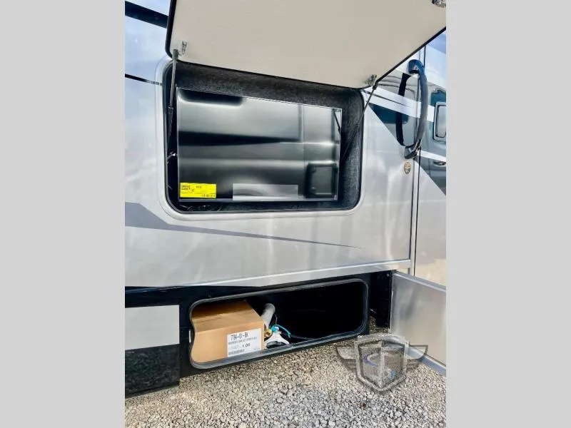 2026 Tiffin Wayfarer 25 XLW - Photo 3