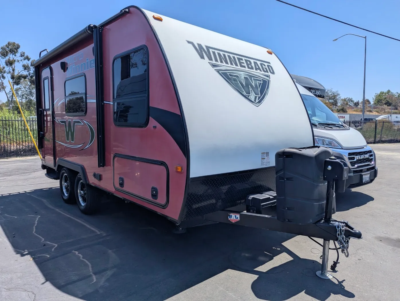 2019 Winnebago Micro Minnie 1706FB - Main photo