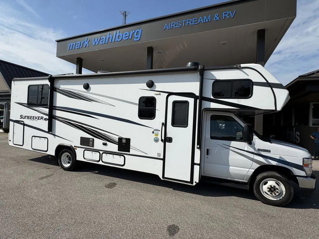 2023 Forest River Sunseeker 2850S LE - Photo 3