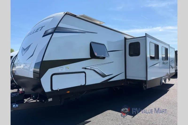 2023 Keystone Bullet 331BHS - Photo 3