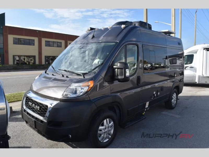 2023 Thor Motor Coach Rize 18M - Photo 2