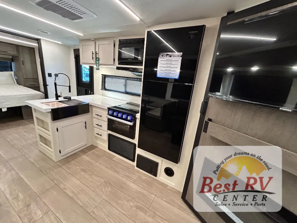 2026 Forest River Cherokee Alpha Wolf 29TB, Photos photo 52