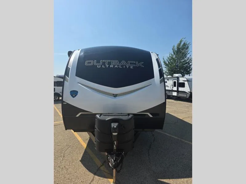 2023 Keystone Outback Ultra-Lite 221UMD - Photo 3