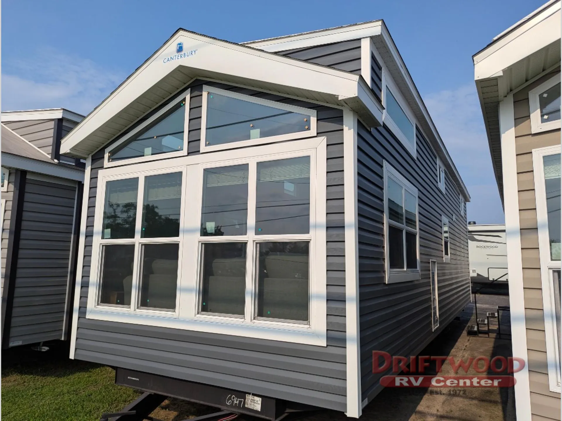 2027 Canterbury RV Parkvue P38-SSL - Photo 3
