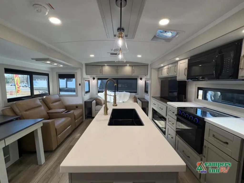 2026 Brinkley Model Z 297, Photos photo 4