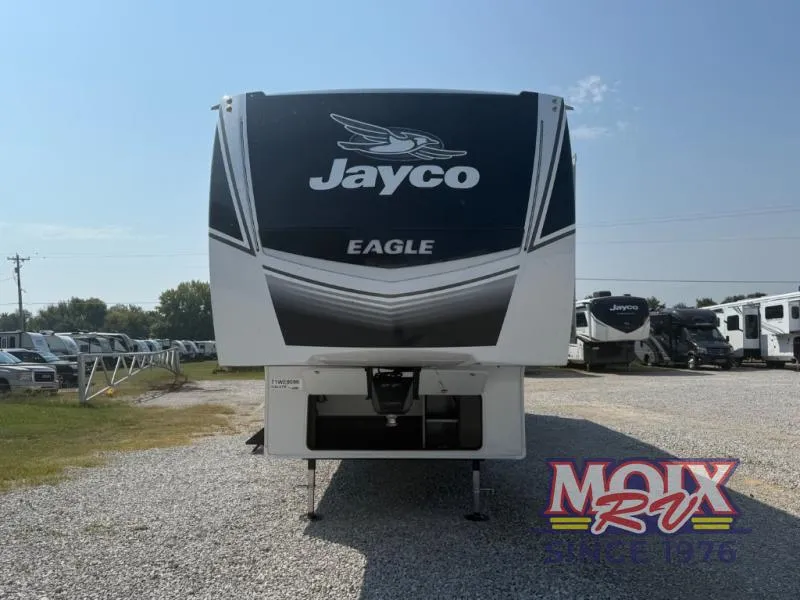 2026 Jayco Eagle 335LSTS - Photo 3