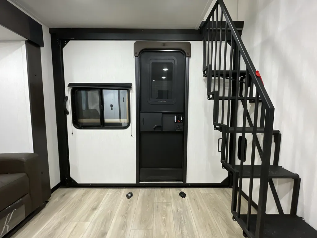 2026 Forest River Rogue 411STORE, Photos photo 14