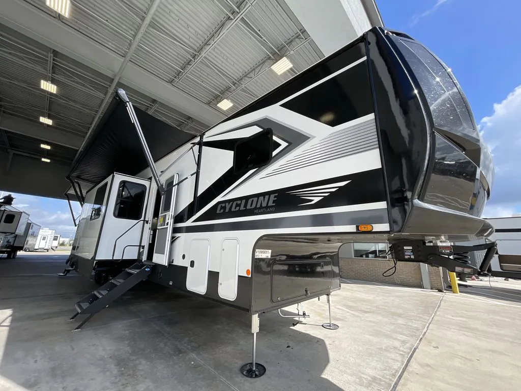2027 Heartland Cyclone 3913
