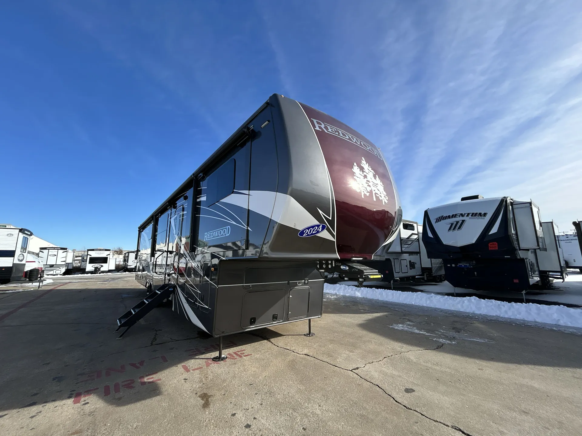 2024 CrossRoads Redwood RW4200FL