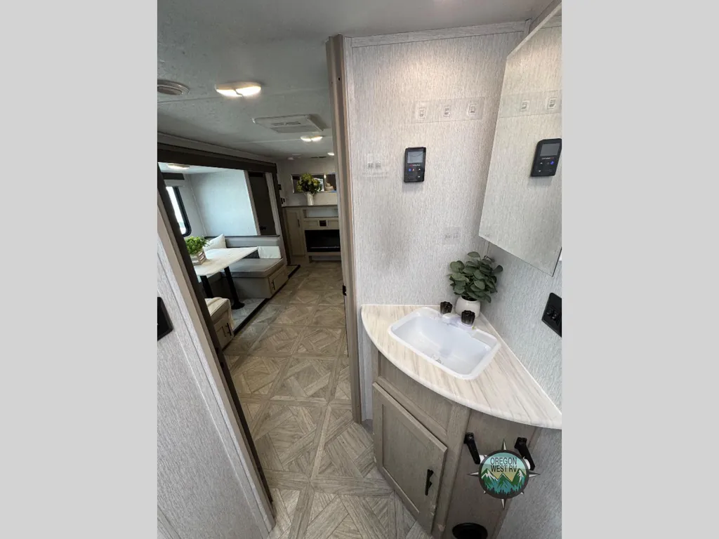 2024 Forest River RV Wildwood X-Lite 241BHXL, Photos photo 21
