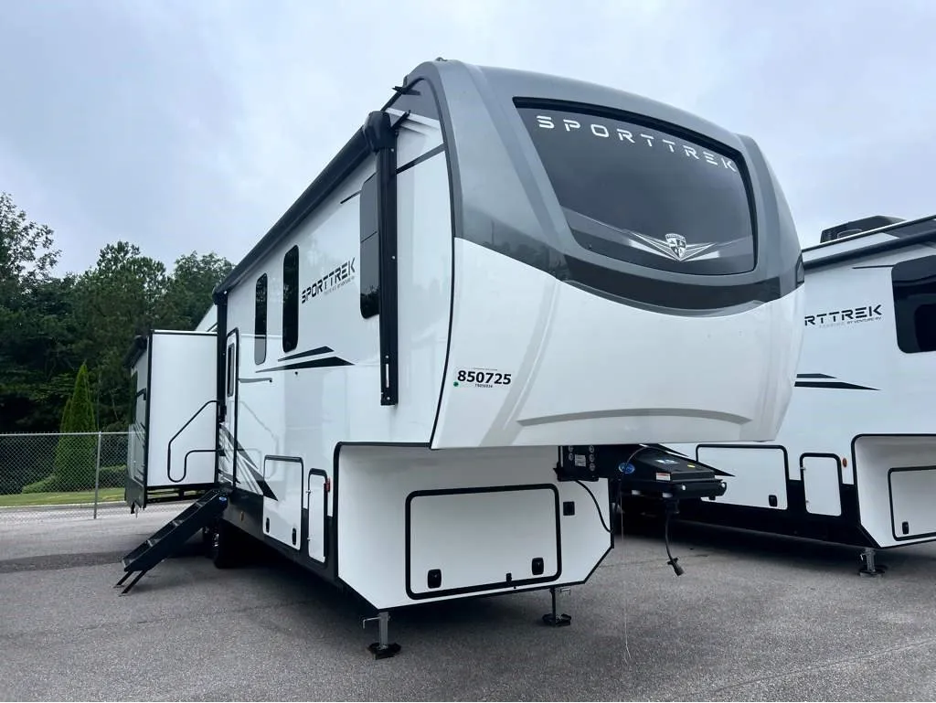 2026 Venture RV SportTrek 5 Touring Edition STTF353VRK - Main photo