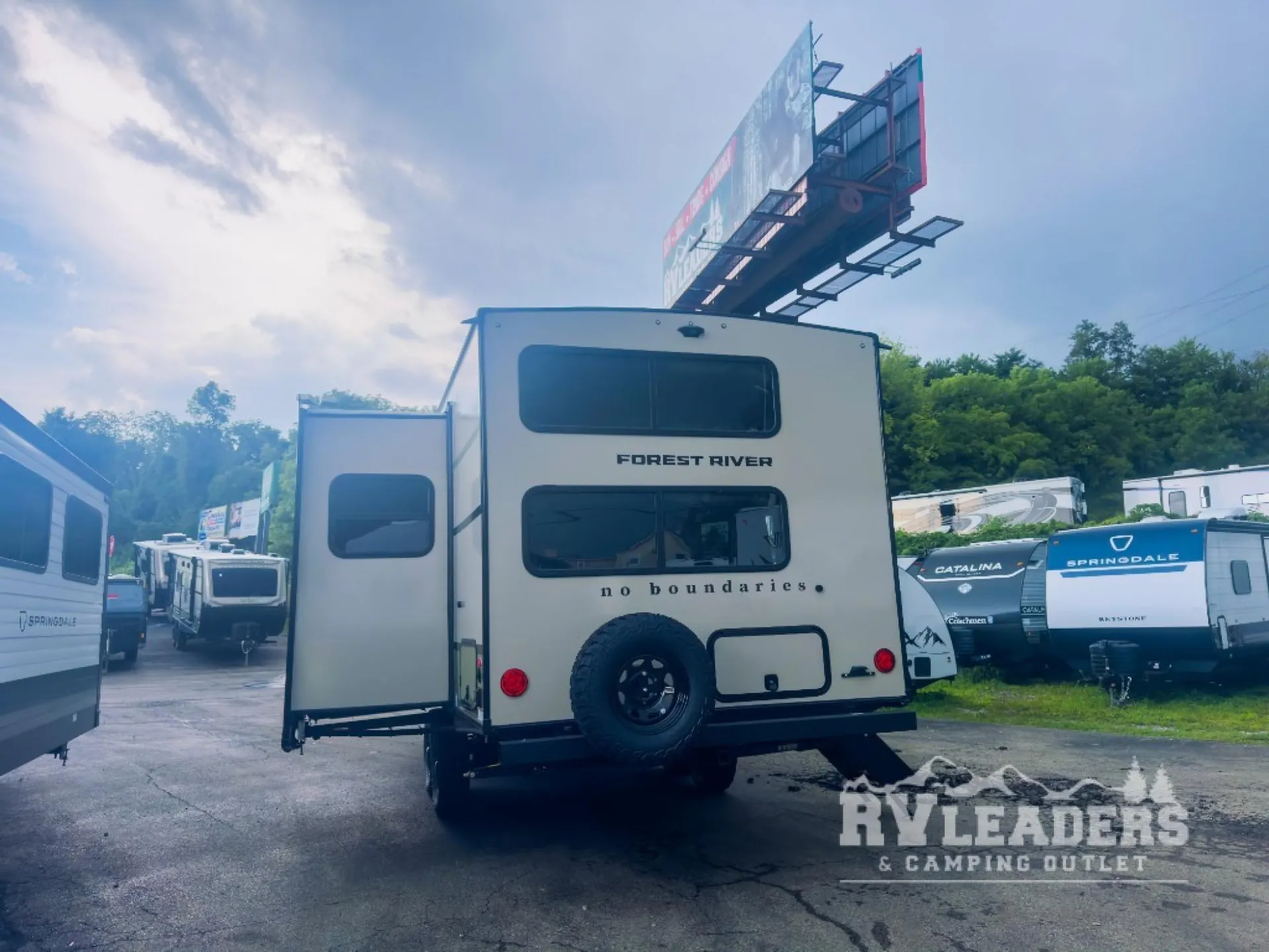 2027 Forest River No Boundaries Beast Mode NB20.0 — Photo 5