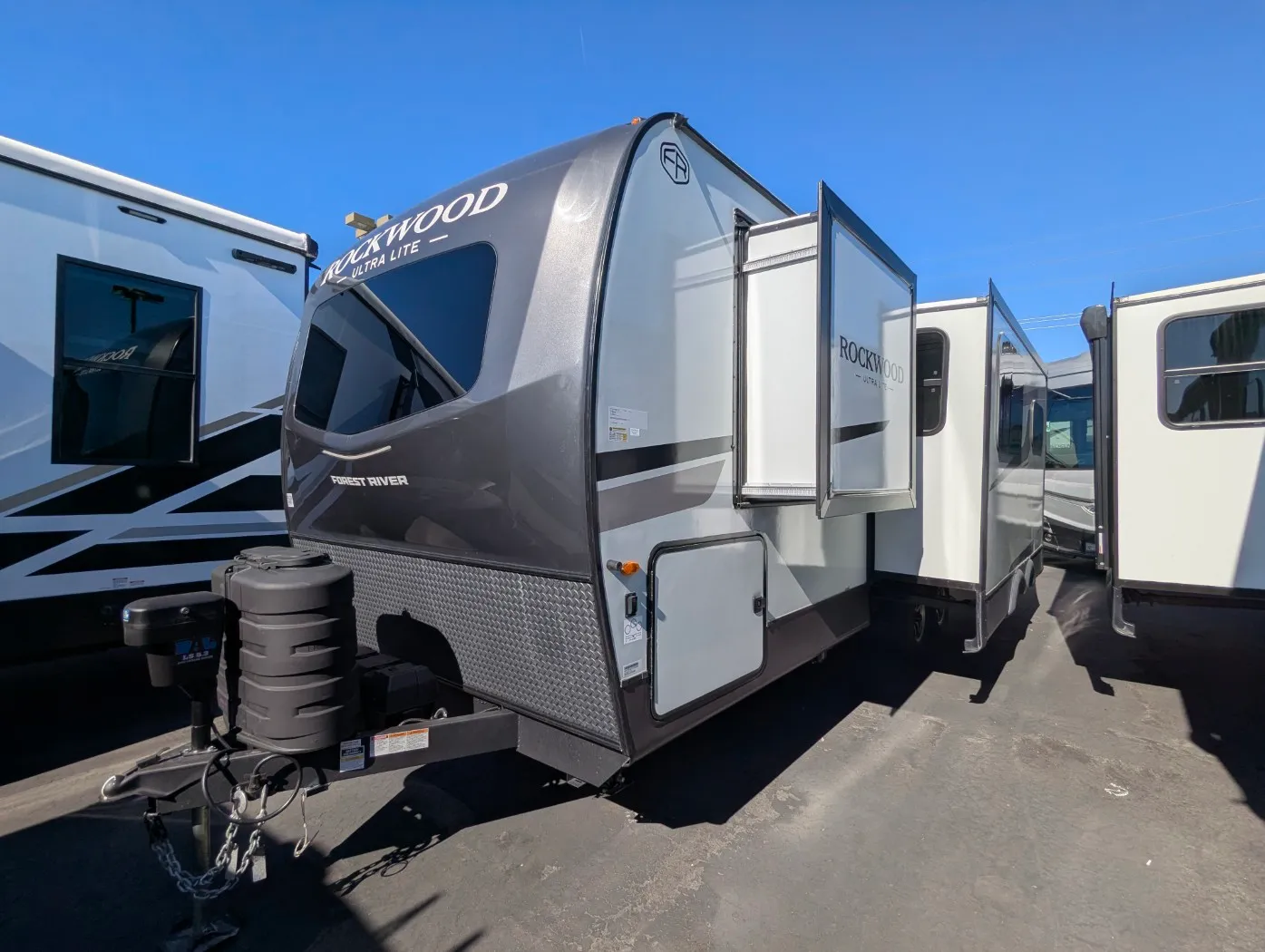 2026 Forest River Rockwood Ultra Lite 2606WS - Photo 4