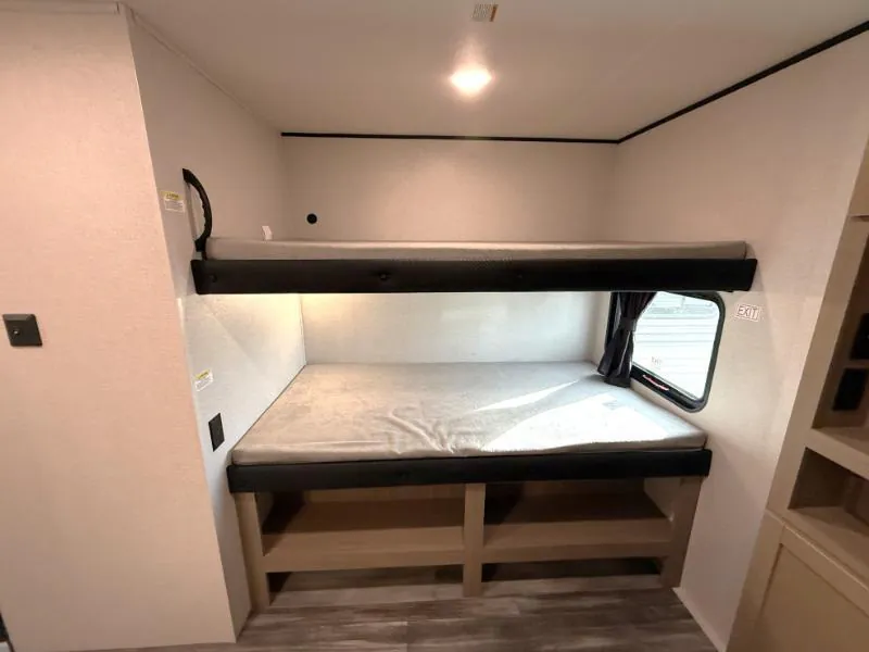 2026 Jayco Jay Flight SLX 321BDS, Photos photo 32