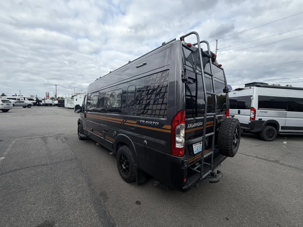 2020 Winnebago Travato 59KL, Photos photo 3