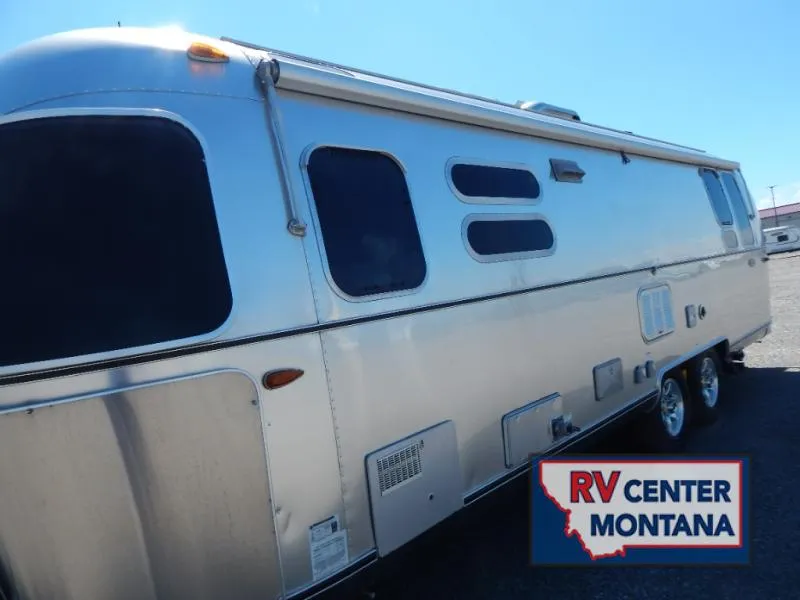 2016 Airstream Flying Cloud 28 - Photo 3