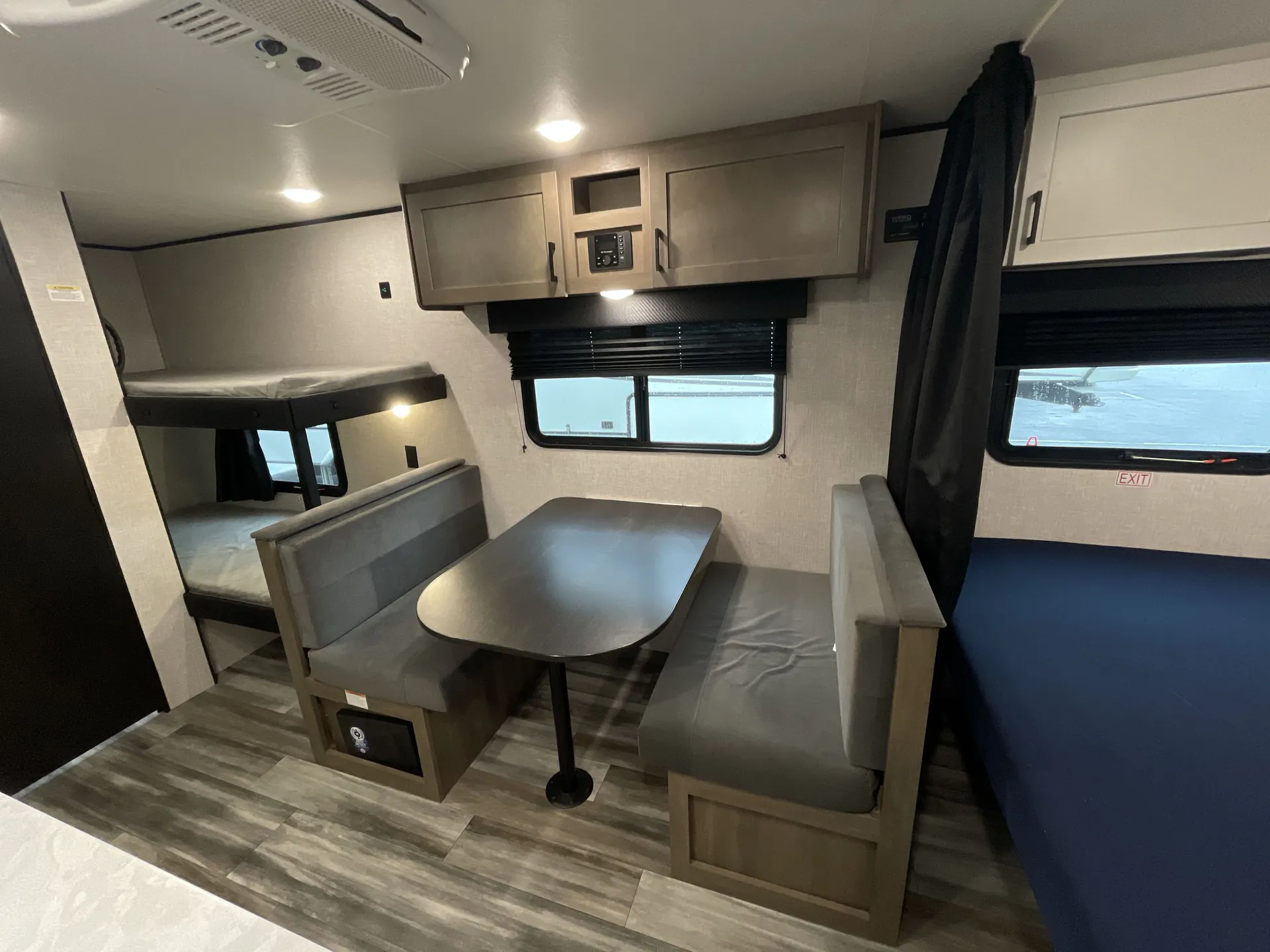 2025 Jayco Jay Flight SLX 175BH — living area main