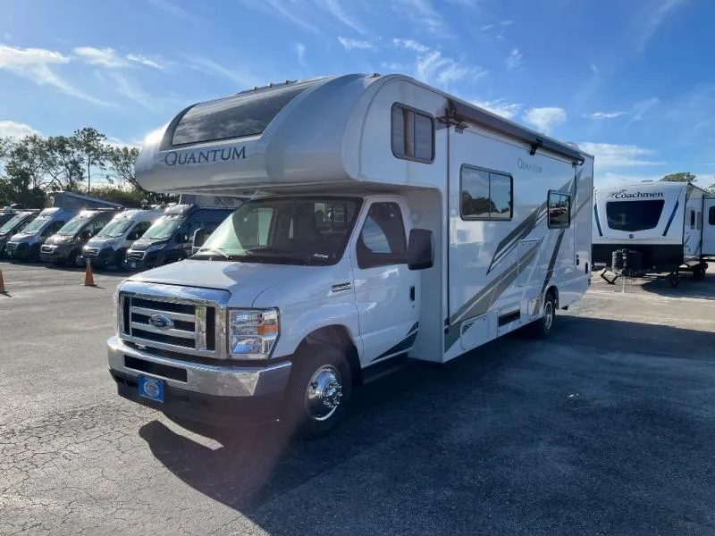 2025 Thor Motor Coach Quantum LP27 - Photo 4