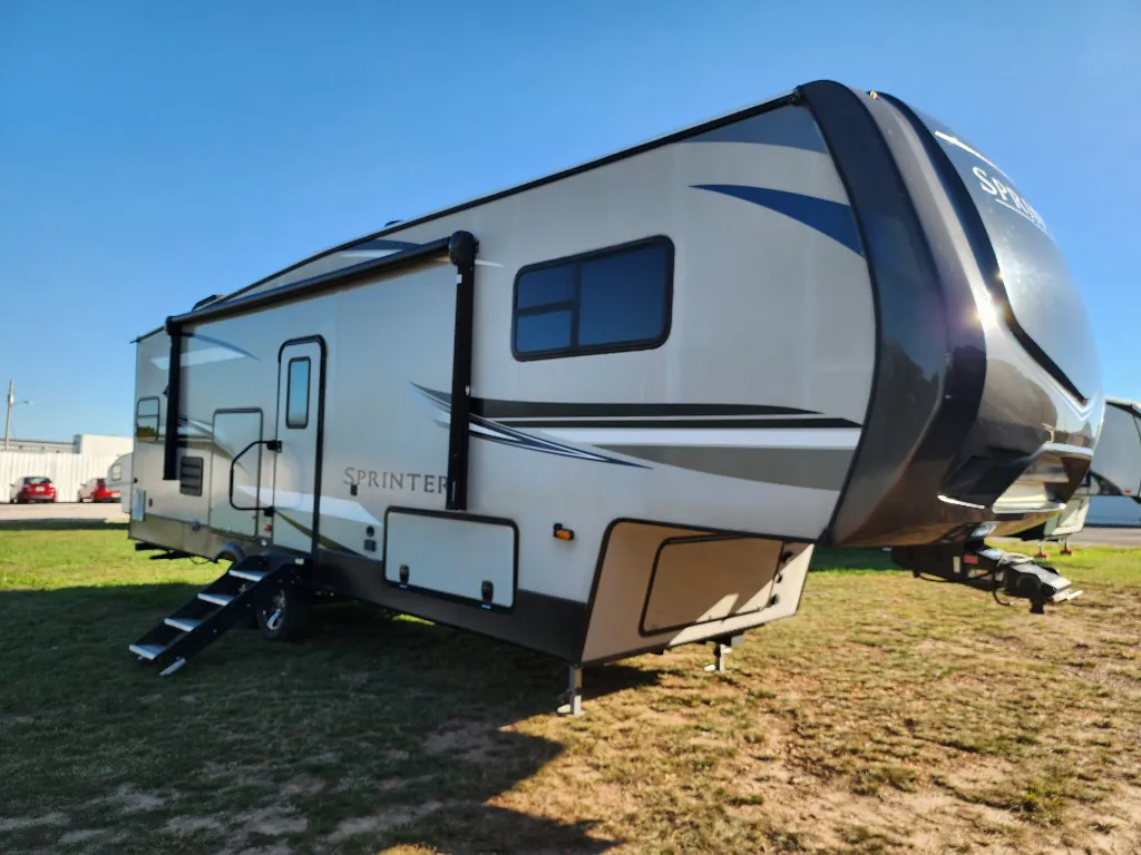 2021 Keystone Sprinter 27ML - Photo 2