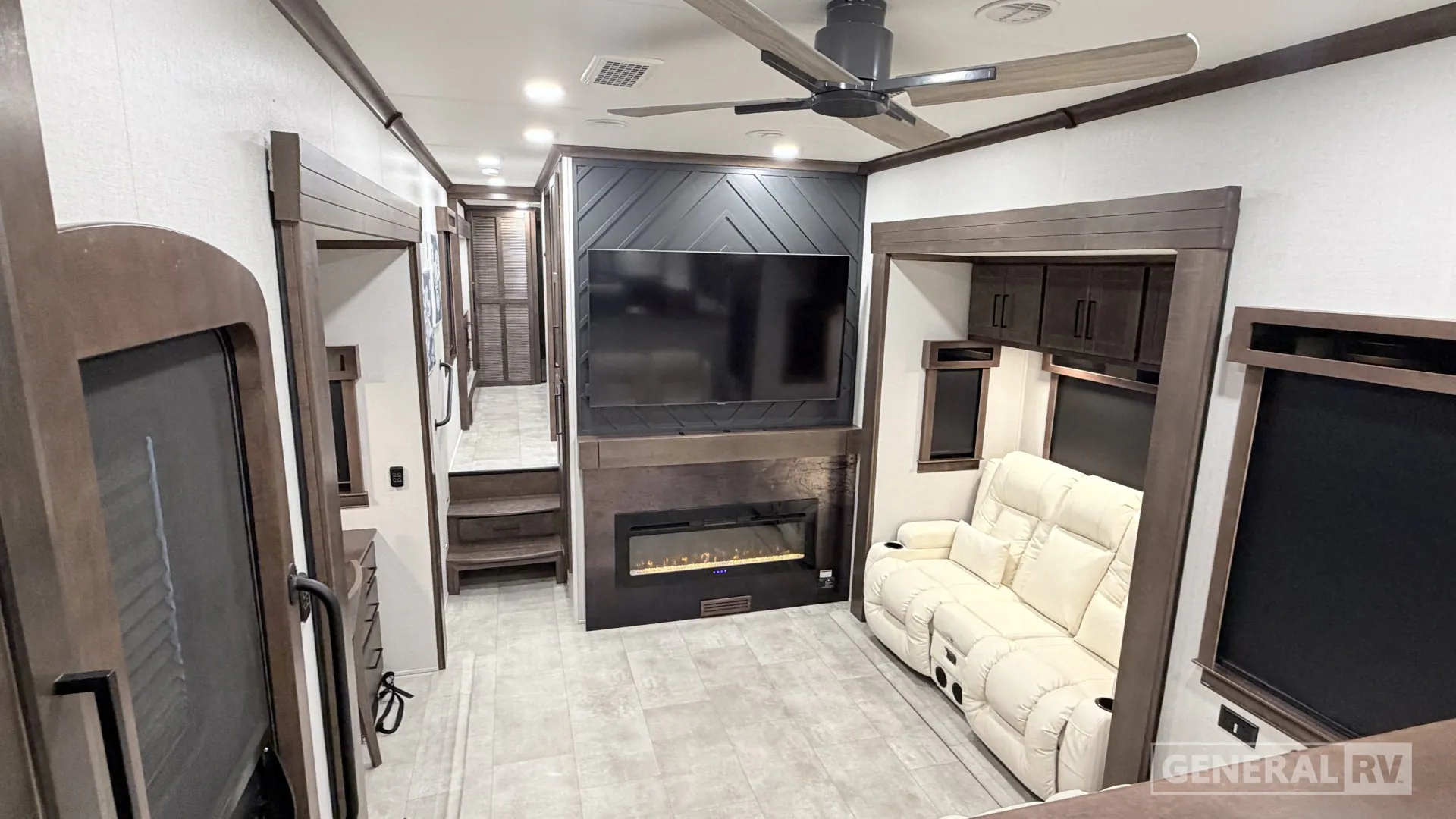 2025 Forest River RiverStone 421FK - Photo 3