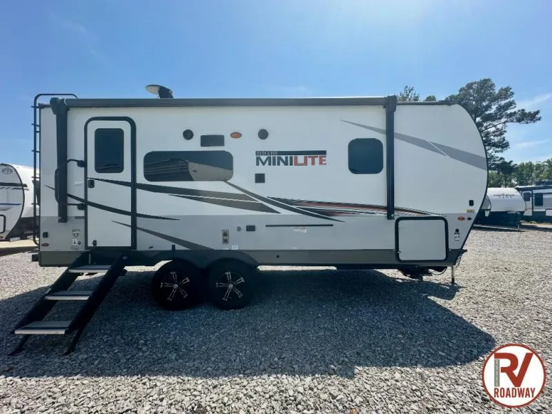 2021 Forest River Rockwood Mini Lite 2205S - Photo 3