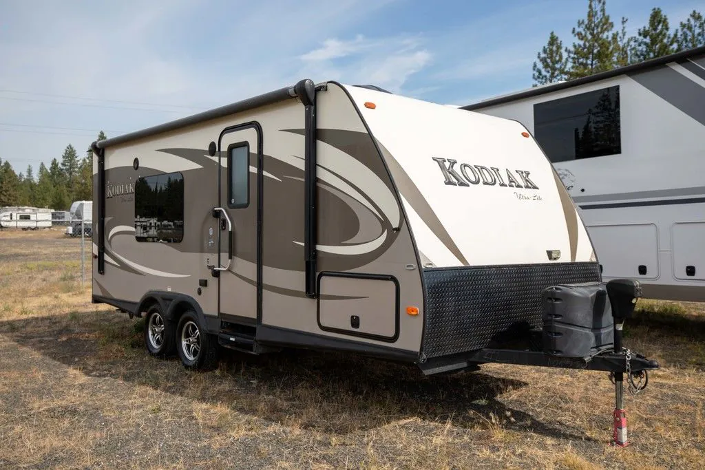 2014 Keystone Hideout 19FLB - Photo 2