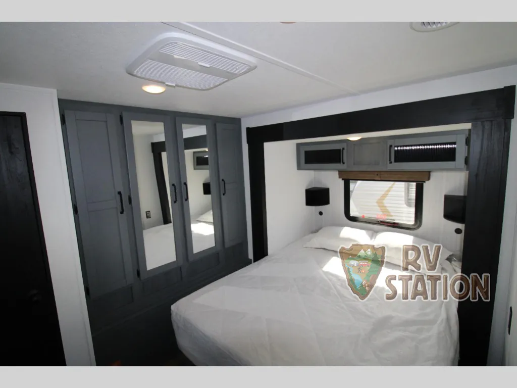 2027 Forest River Puma 32BHQS, Photos photo 49