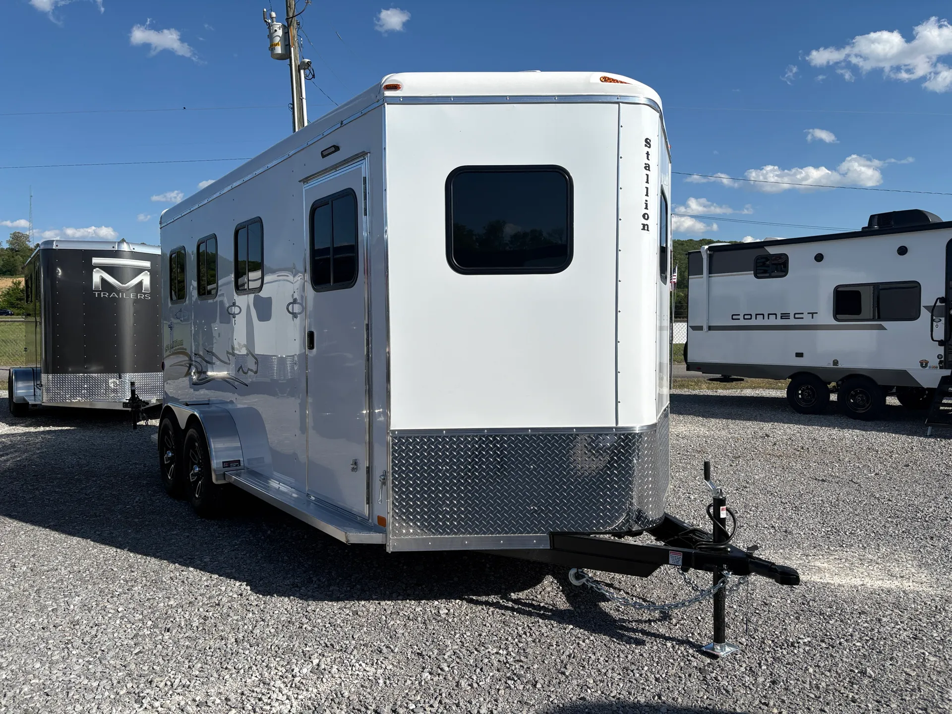 2026 Homesteader Stallion 3 Horse Slant Load - Bumper 316SB - Main photo