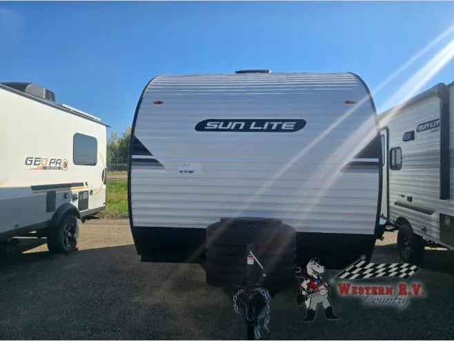 2026 Sunset Park RV Sun Lite 16BH - Photo 2