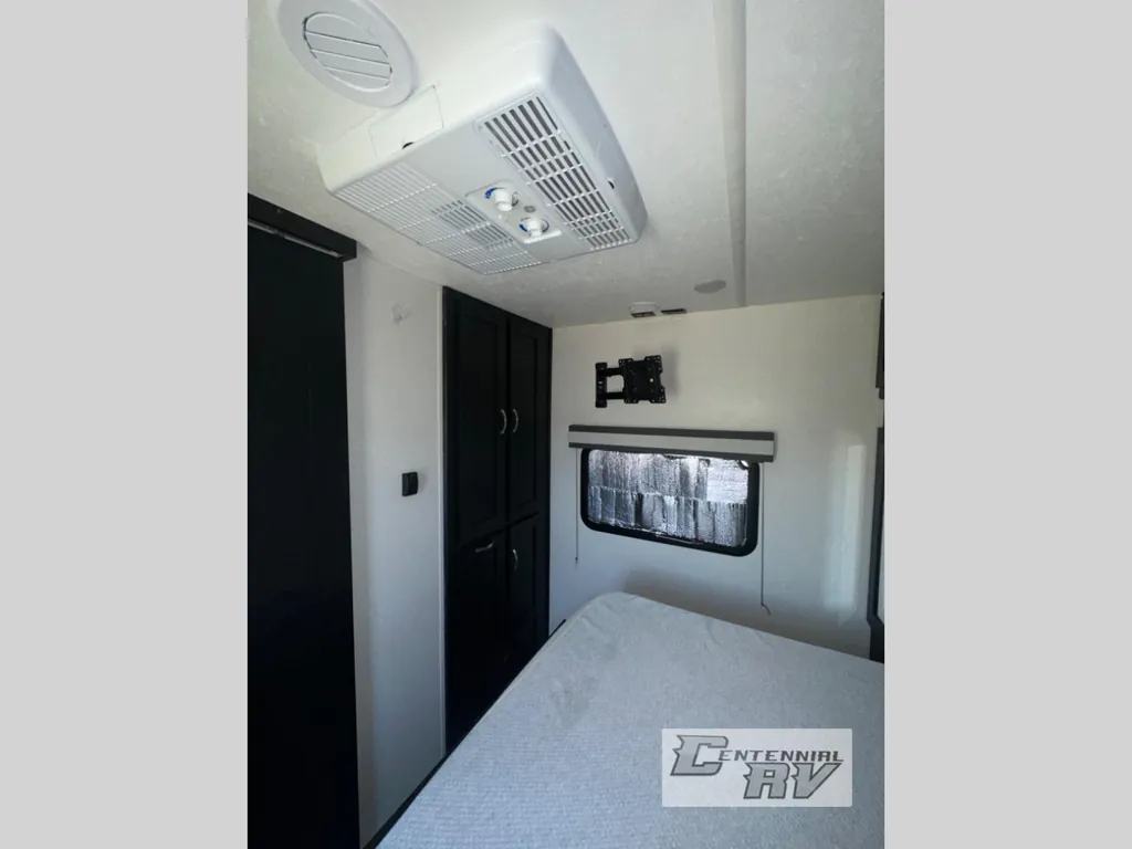 2022 Coachmen Freedom Express Ultra Lite 274RKS, Photos photo 21
