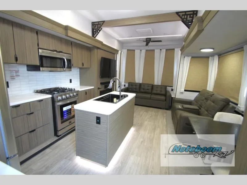 2025 Forest River Wildwood 42FLDL - Photo 4