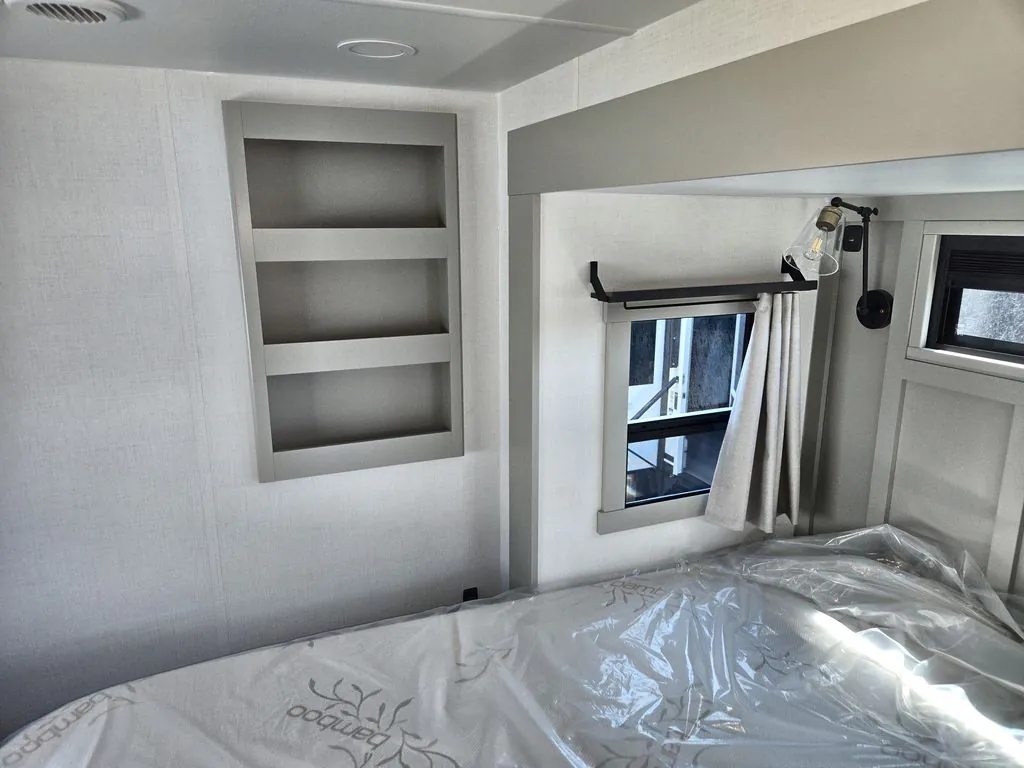 2026 Brinkley Model G 3970, Photos photo 52