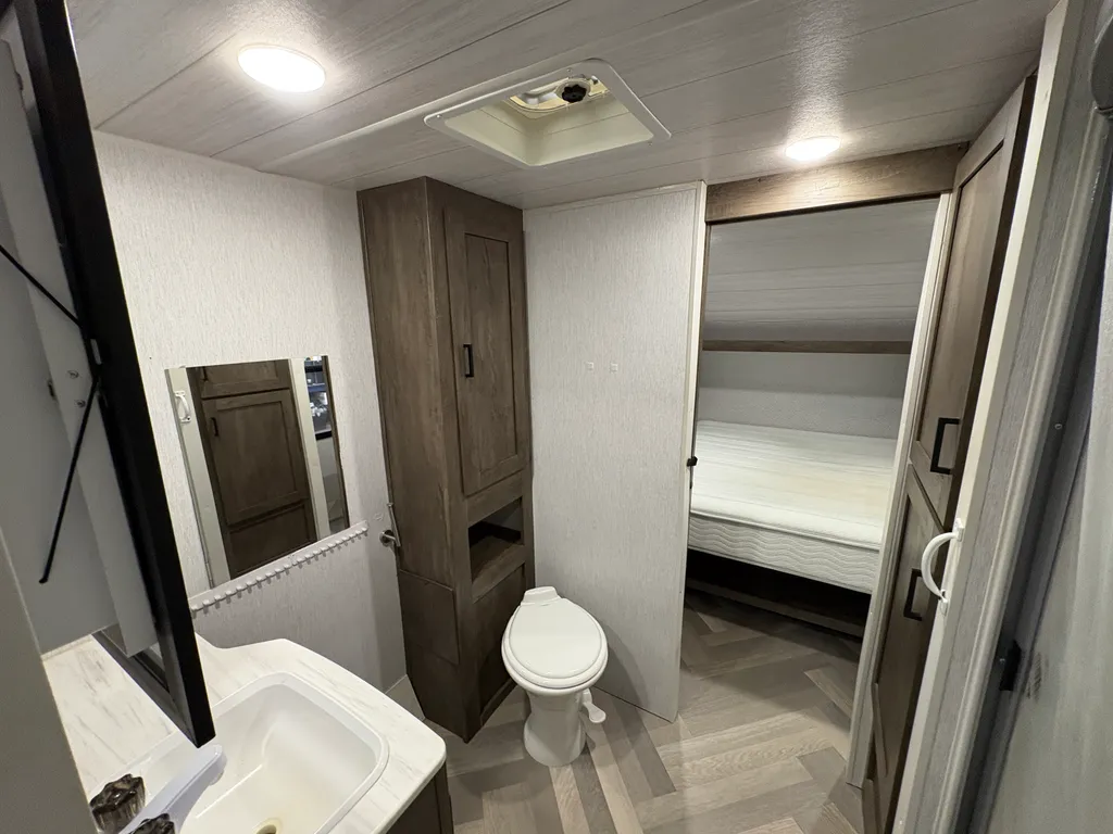 2022 Forest River Salem Cruise Lite 24RLXL, Photos photo 19