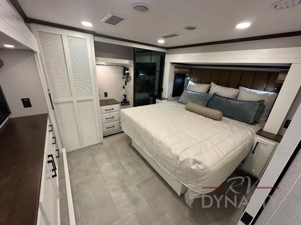 2026 Forest River RiverStone 425FO, Photos photo 30