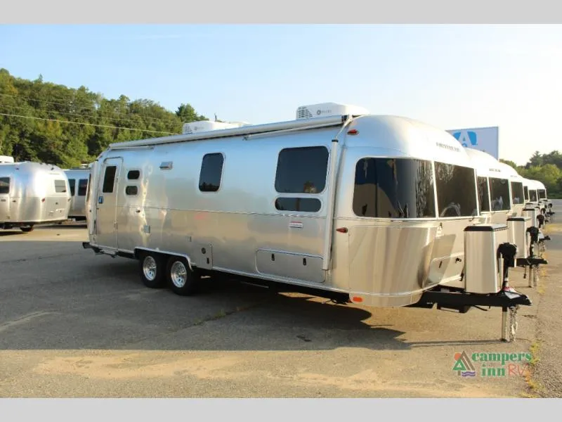 2026 Airstream International 27FB - Photo 2