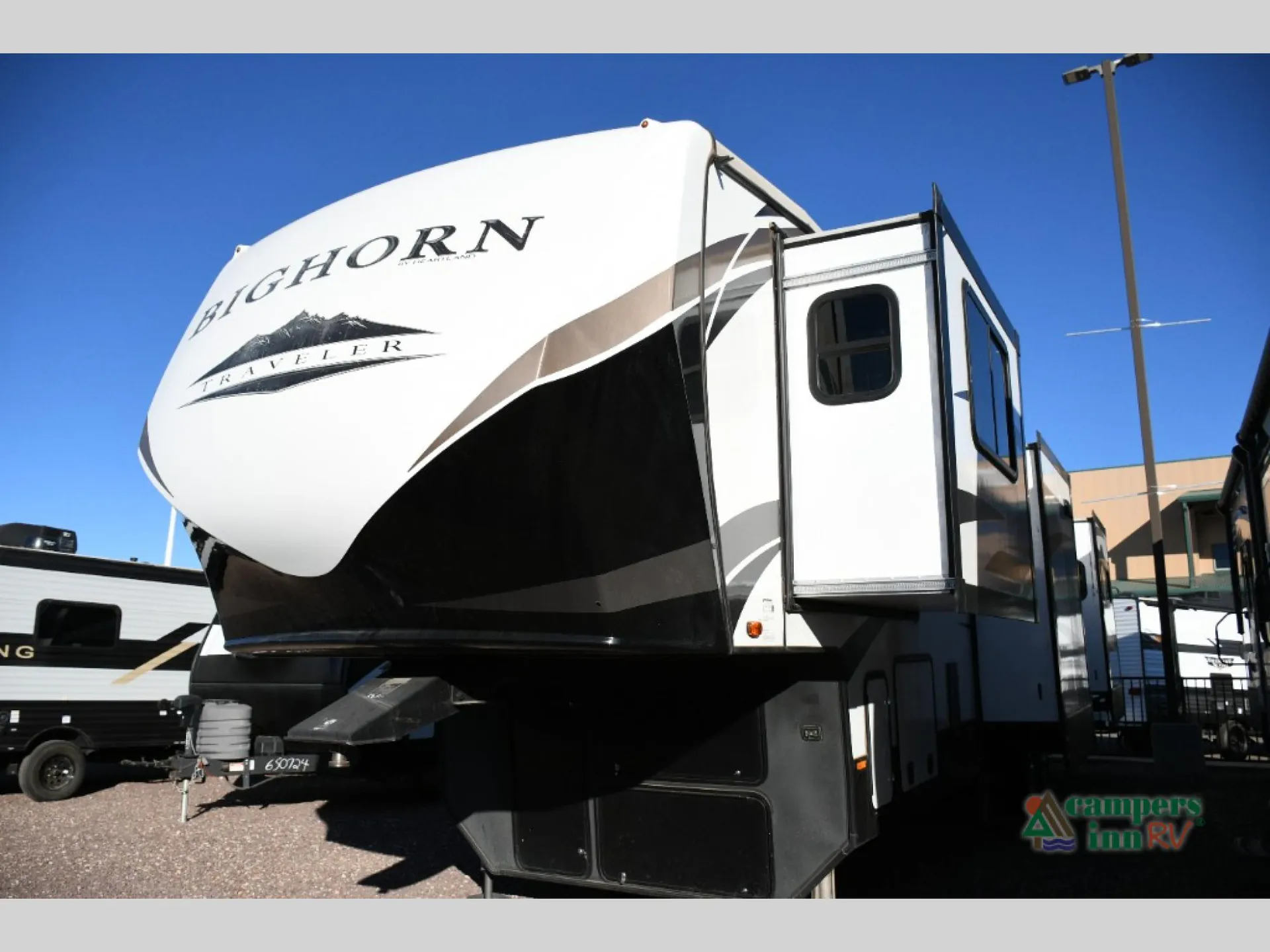 2021 Heartland Bighorn 38FL - Photo 3