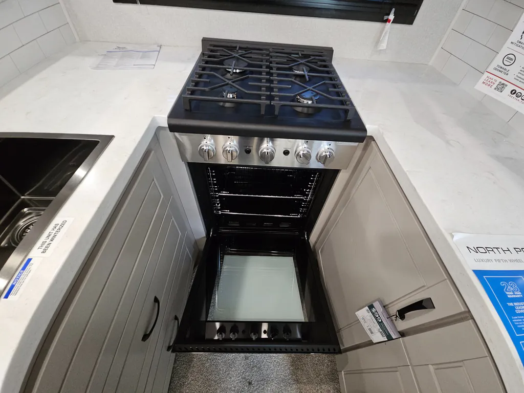 2026 Jayco North Point 395DSDB, Photos photo 14