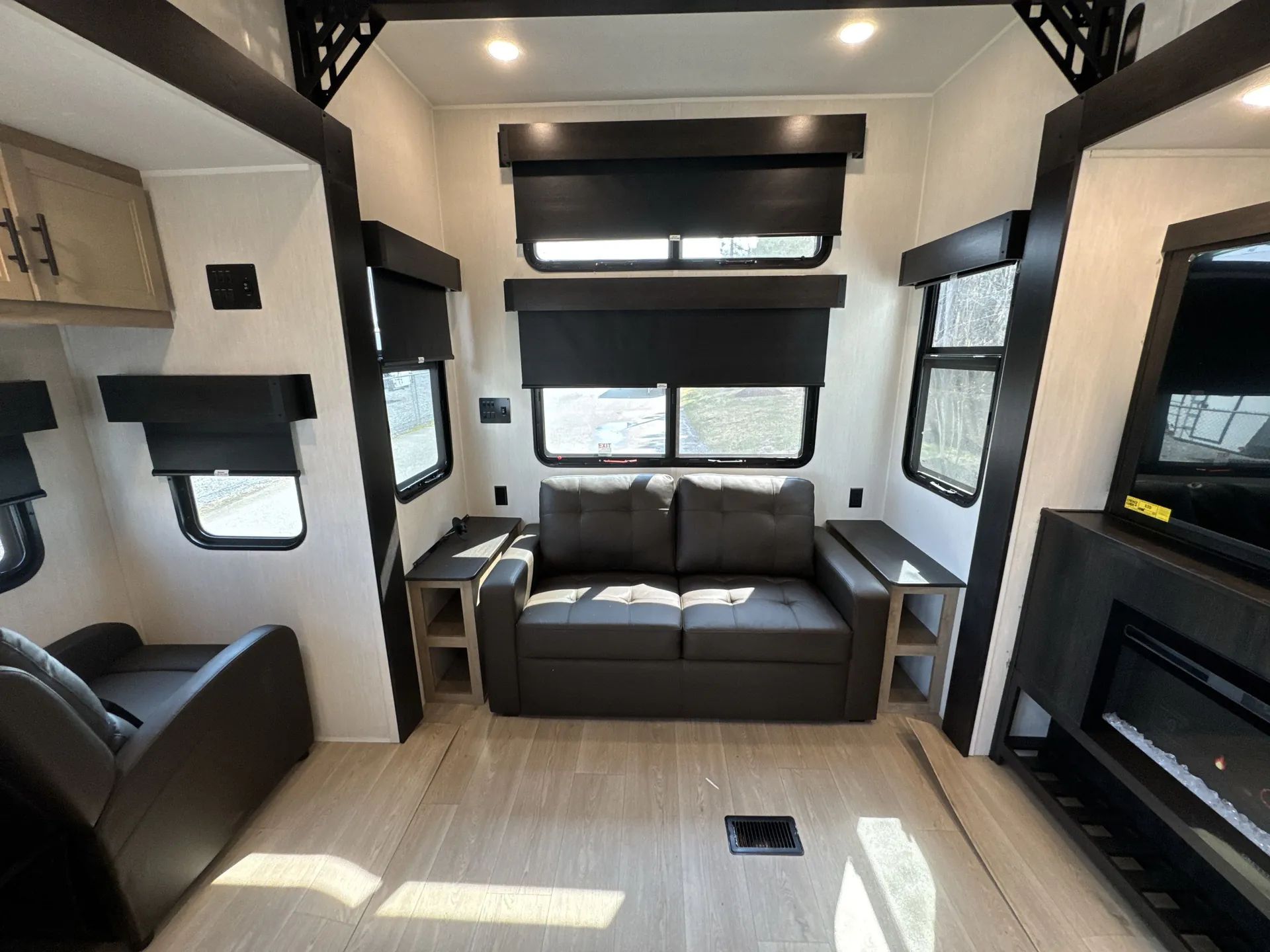 2026 Forest River Timberwolf Black Label 39DLBL — living area main