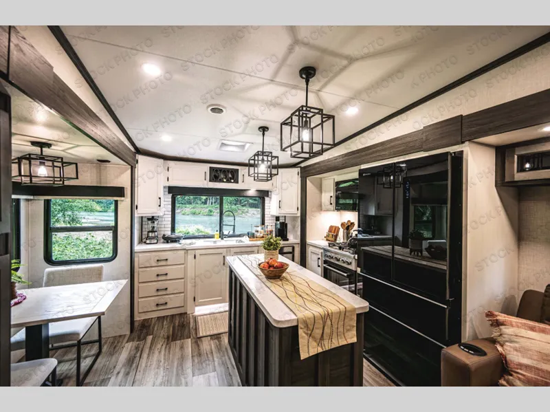 2026 Venture RV SportTrek Touring Edition 353VRK - Photo 4