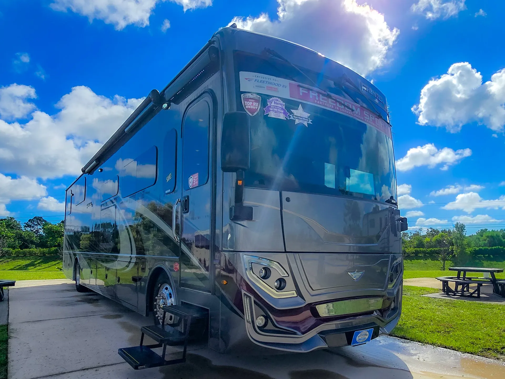 2023 Fleetwood Frontier GTX 39TA - Photo 2