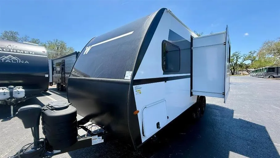 2026 Winnebago Micro Minnie 2108TB - Photo 4
