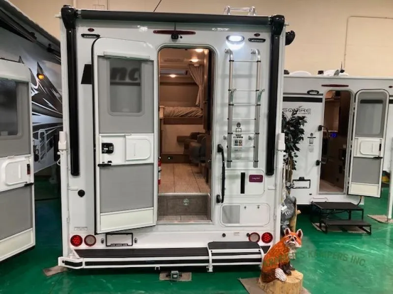 2026 Lance Lance Truck Campers New    960 - Main photo