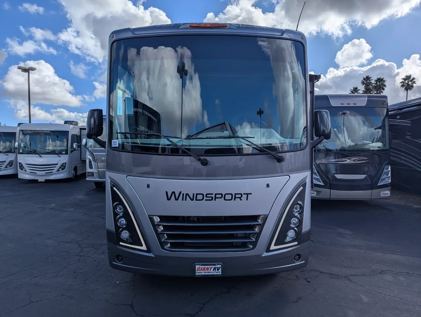 2026 Thor Motor Coach Windsport 35G - Photo 3